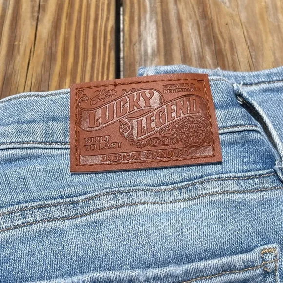 Lucky Brand Legend Sweet Mid Rise Straight Jeans- Host Pick! - Picture 4 of 11